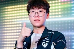 外网讨论Ruler偷税处罚：罚款还没Bin不击掌多？为公益服务缺席MSI！致敬！