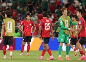 小组第3！韩媒怒批韩国队：像得了集体肠胃炎，跑都不跑怎么赢球