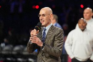 美记：NBA于周三裁员数十人 正持续调整架构以适应新的战略重点