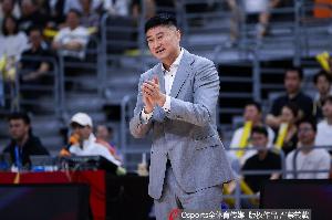 苏群：杜锋下赛季不再担任广东男篮主教练 球队很可能请外教