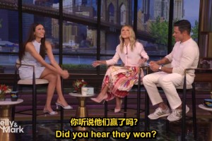 妮娜·杜波夫在节目中表示自己是尼克斯的超级粉丝！